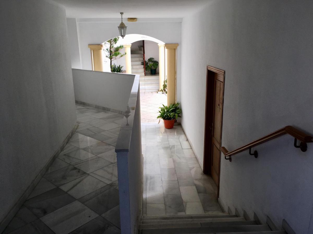 Apartamento La Estacion Jerez de la Frontera Esterno foto
